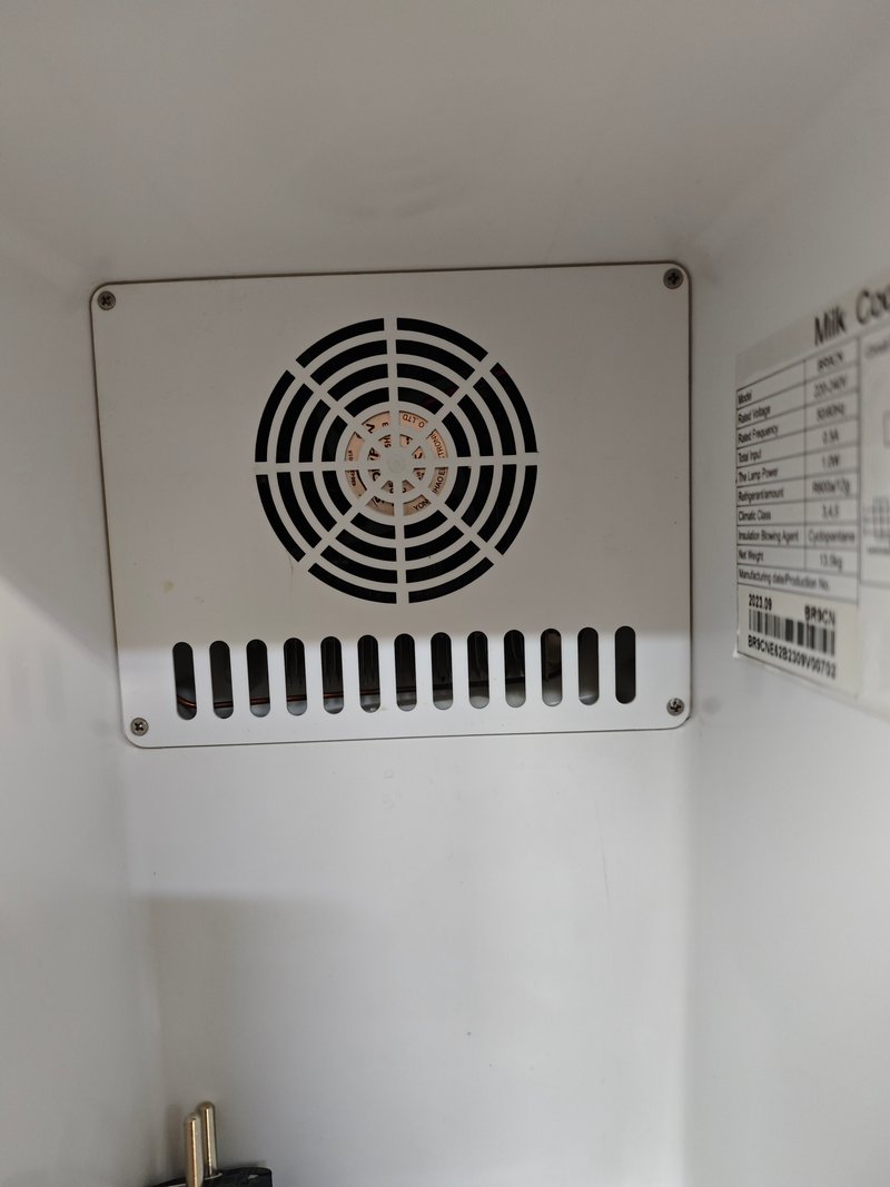 Стало после обслуживания холодильника Proxima BR9CI